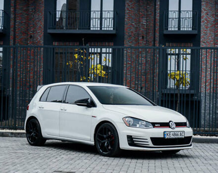 Белый Фольксваген Гольф ГТИ, объемом двигателя 1.98 л и пробегом 104 тыс. км за 13900 $, фото 13 на Automoto.ua