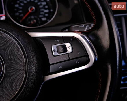 Белый Фольксваген Гольф ГТИ, объемом двигателя 2 л и пробегом 194 тыс. км за 11900 $, фото 27 на Automoto.ua