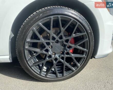 Белый Фольксваген Гольф ГТИ, объемом двигателя 1.98 л и пробегом 86 тыс. км за 15600 $, фото 8 на Automoto.ua