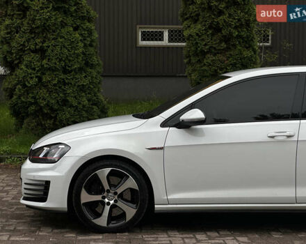 Білий Фольксваген Гольф ГТІ, об'ємом двигуна 1.98 л та пробігом 59 тис. км за 17500 $, фото 7 на Automoto.ua