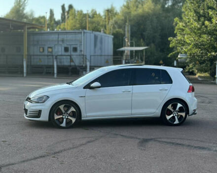 Белый Фольксваген Гольф ГТИ, объемом двигателя 2 л и пробегом 171 тыс. км за 13500 $, фото 8 на Automoto.ua