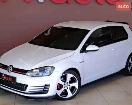 Белый Фольксваген Гольф ГТИ, объемом двигателя 2 л и пробегом 194 тыс. км за 11900 $, фото 8 на Automoto.ua