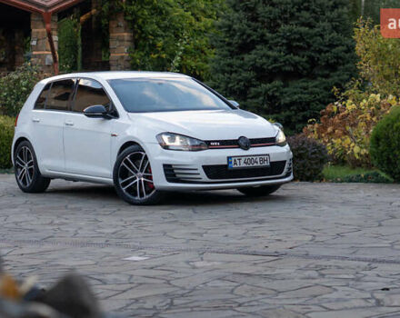Белый Фольксваген Гольф ГТИ, объемом двигателя 1.98 л и пробегом 82 тыс. км за 14800 $, фото 1 на Automoto.ua
