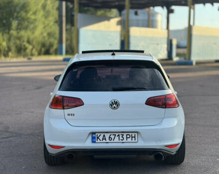 Белый Фольксваген Гольф ГТИ, объемом двигателя 2 л и пробегом 171 тыс. км за 13500 $, фото 5 на Automoto.ua