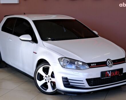 Белый Фольксваген Гольф ГТИ, объемом двигателя 2 л и пробегом 194 тыс. км за 11900 $, фото 3 на Automoto.ua