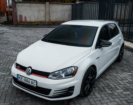 Белый Фольксваген Гольф ГТИ, объемом двигателя 1.98 л и пробегом 104 тыс. км за 13900 $, фото 8 на Automoto.ua