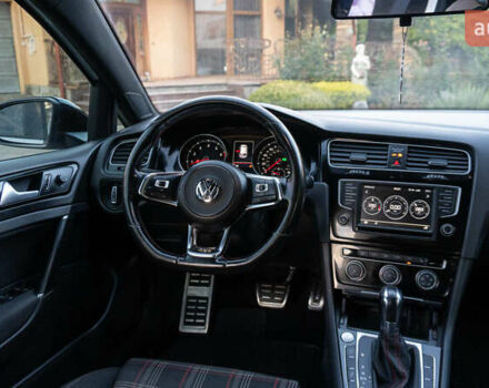 Белый Фольксваген Гольф ГТИ, объемом двигателя 1.98 л и пробегом 82 тыс. км за 14800 $, фото 39 на Automoto.ua