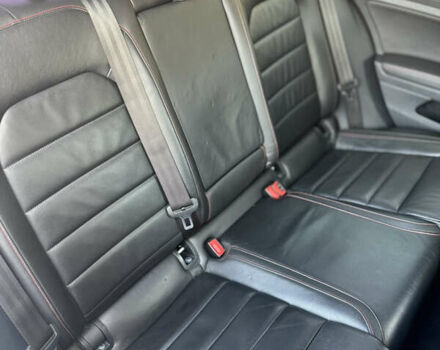 Белый Фольксваген Гольф ГТИ, объемом двигателя 2 л и пробегом 171 тыс. км за 13500 $, фото 19 на Automoto.ua