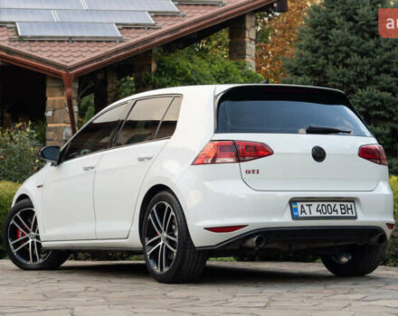 Белый Фольксваген Гольф ГТИ, объемом двигателя 1.98 л и пробегом 82 тыс. км за 14800 $, фото 11 на Automoto.ua