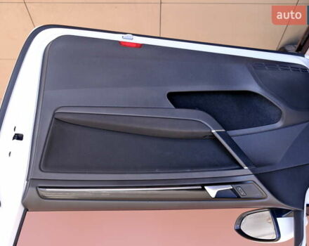 Белый Фольксваген Гольф ГТИ, объемом двигателя 2 л и пробегом 194 тыс. км за 11900 $, фото 34 на Automoto.ua