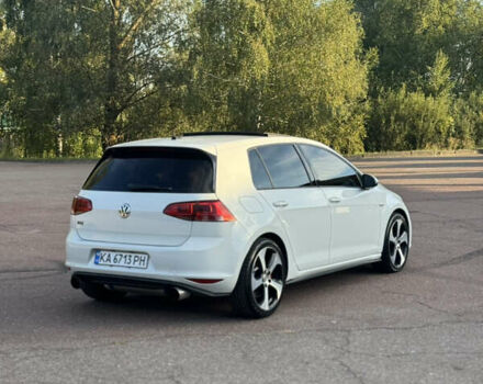 Белый Фольксваген Гольф ГТИ, объемом двигателя 2 л и пробегом 171 тыс. км за 13500 $, фото 4 на Automoto.ua