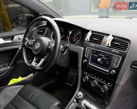 Белый Фольксваген Гольф ГТИ, объемом двигателя 1.98 л и пробегом 42 тыс. км за 17900 $, фото 29 на Automoto.ua