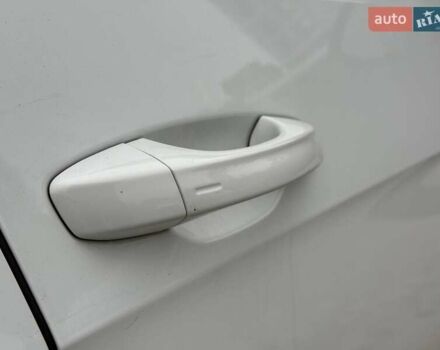 Белый Фольксваген Гольф ГТИ, объемом двигателя 1.98 л и пробегом 42 тыс. км за 17900 $, фото 13 на Automoto.ua