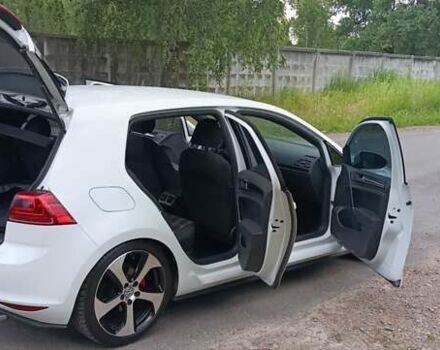 Белый Фольксваген Гольф ГТИ, объемом двигателя 1.98 л и пробегом 91 тыс. км за 15200 $, фото 19 на Automoto.ua