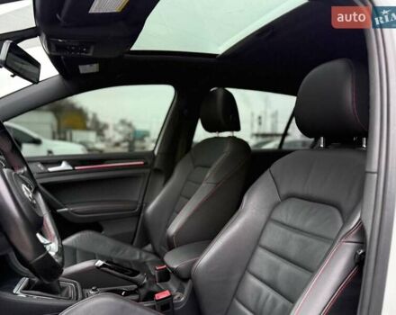 Белый Фольксваген Гольф ГТИ, объемом двигателя 1.98 л и пробегом 42 тыс. км за 17900 $, фото 24 на Automoto.ua