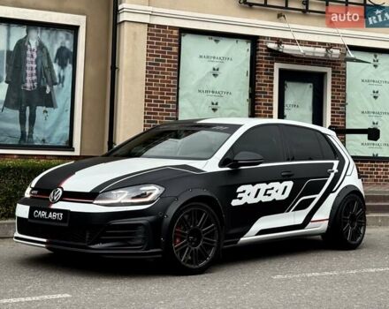 Белый Фольксваген Гольф ГТИ, объемом двигателя 1.98 л и пробегом 83 тыс. км за 25000 $, фото 2 на Automoto.ua