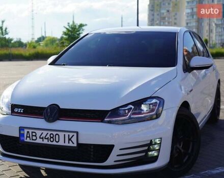 Білий Фольксваген Гольф ГТІ, об'ємом двигуна 1.98 л та пробігом 121 тис. км за 13000 $, фото 1 на Automoto.ua