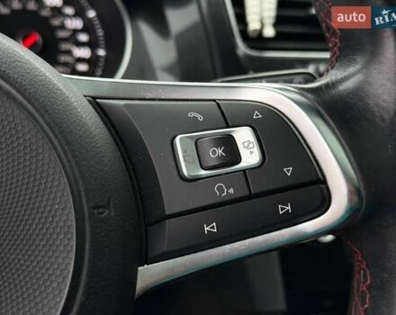 Белый Фольксваген Гольф ГТИ, объемом двигателя 1.98 л и пробегом 42 тыс. км за 17900 $, фото 20 на Automoto.ua