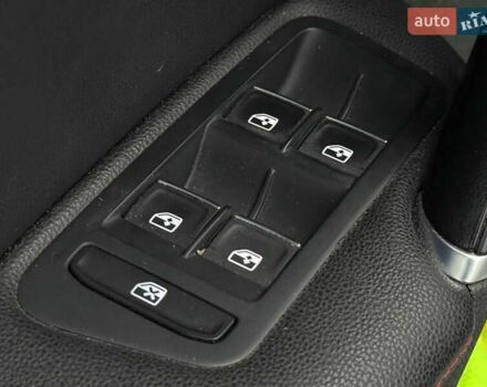 Белый Фольксваген Гольф ГТИ, объемом двигателя 1.98 л и пробегом 42 тыс. км за 17900 $, фото 15 на Automoto.ua