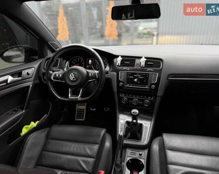 Белый Фольксваген Гольф ГТИ, объемом двигателя 1.98 л и пробегом 42 тыс. км за 17900 $, фото 23 на Automoto.ua