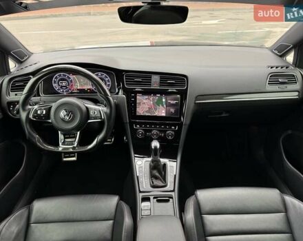 Белый Фольксваген Гольф ГТИ, объемом двигателя 1.98 л и пробегом 83 тыс. км за 25000 $, фото 34 на Automoto.ua