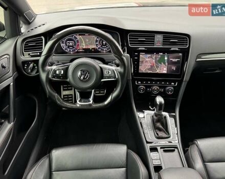 Белый Фольксваген Гольф ГТИ, объемом двигателя 1.98 л и пробегом 83 тыс. км за 25000 $, фото 35 на Automoto.ua