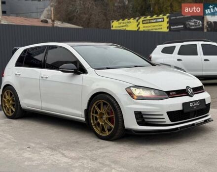 Белый Фольксваген Гольф ГТИ, объемом двигателя 1.98 л и пробегом 42 тыс. км за 17900 $, фото 2 на Automoto.ua