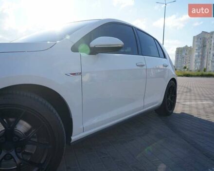 Білий Фольксваген Гольф ГТІ, об'ємом двигуна 1.98 л та пробігом 121 тис. км за 13000 $, фото 4 на Automoto.ua