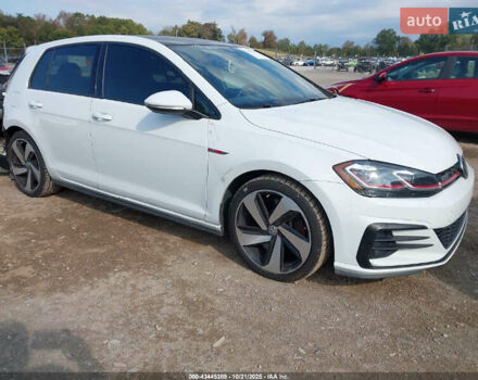 Белый Фольксваген Гольф ГТИ, объемом двигателя 2 л и пробегом 131 тыс. км за 4900 $, фото 5 на Automoto.ua