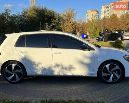 Белый Фольксваген Гольф ГТИ, объемом двигателя 1.98 л и пробегом 680 тыс. км за 24750 $, фото 7 на Automoto.ua