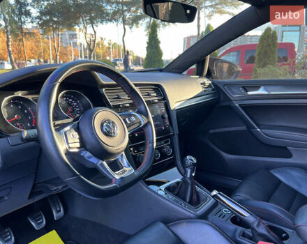 Белый Фольксваген Гольф ГТИ, объемом двигателя 1.98 л и пробегом 680 тыс. км за 24750 $, фото 9 на Automoto.ua