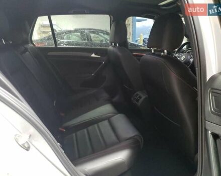 Білий Фольксваген Гольф ГТІ, об'ємом двигуна 1.98 л та пробігом 89 тис. км за 2900 $, фото 9 на Automoto.ua