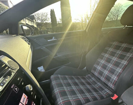 Белый Фольксваген Гольф ГТИ, объемом двигателя 1.98 л и пробегом 62 тыс. км за 25500 $, фото 1 на Automoto.ua