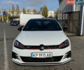 Белый Фольксваген Гольф ГТИ, объемом двигателя 1.98 л и пробегом 56 тыс. км за 20000 $, фото 2 на Automoto.ua