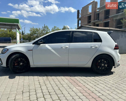 Білий Фольксваген Гольф ГТІ, об'ємом двигуна 1.98 л та пробігом 168 тис. км за 19199 $, фото 5 на Automoto.ua