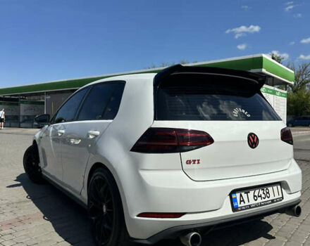 Білий Фольксваген Гольф ГТІ, об'ємом двигуна 1.98 л та пробігом 168 тис. км за 19199 $, фото 4 на Automoto.ua