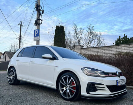 Белый Фольксваген Гольф ГТИ, объемом двигателя 2 л и пробегом 105 тыс. км за 22000 $, фото 9 на Automoto.ua