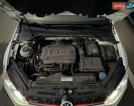 Белый Фольксваген Гольф ГТИ, объемом двигателя 1.98 л и пробегом 65 тыс. км за 25400 $, фото 41 на Automoto.ua