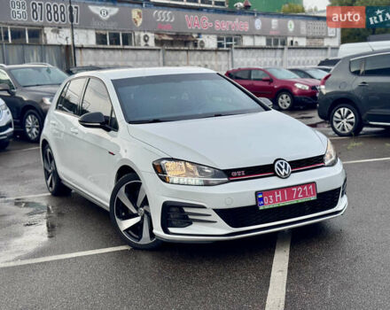 Білий Фольксваген Гольф ГТІ, об'ємом двигуна 2 л та пробігом 11 тис. км за 21500 $, фото 9 на Automoto.ua