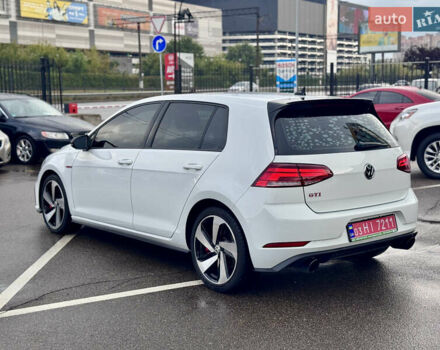 Білий Фольксваген Гольф ГТІ, об'ємом двигуна 2 л та пробігом 11 тис. км за 21500 $, фото 3 на Automoto.ua