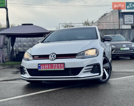 Білий Фольксваген Гольф ГТІ, об'ємом двигуна 2 л та пробігом 11 тис. км за 21500 $, фото 13 на Automoto.ua