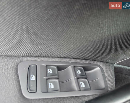 Білий Фольксваген Гольф ГТІ, об'ємом двигуна 2 л та пробігом 11 тис. км за 21500 $, фото 37 на Automoto.ua