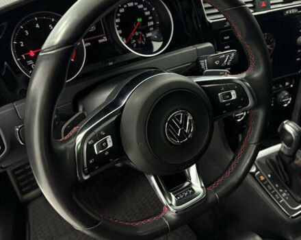 Белый Фольксваген Гольф ГТИ, объемом двигателя 1.98 л и пробегом 68 тыс. км за 22500 $, фото 17 на Automoto.ua