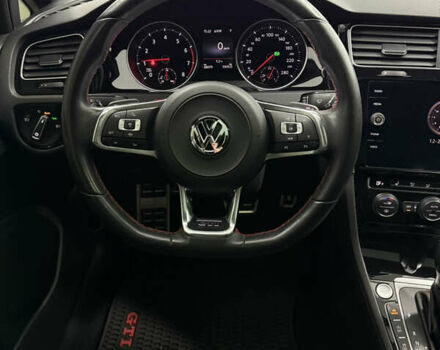 Белый Фольксваген Гольф ГТИ, объемом двигателя 1.98 л и пробегом 68 тыс. км за 22500 $, фото 25 на Automoto.ua