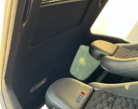 Фольксваген Гольф ГТИ 2007 в Днепре (Днепропетровске) на Automoto.ua Белый Фольксваген Гольф ГТИ, объемом двигателя 2 л и пробегом 200 тыс. км за 9000 $, фото 1 на Automoto.ua