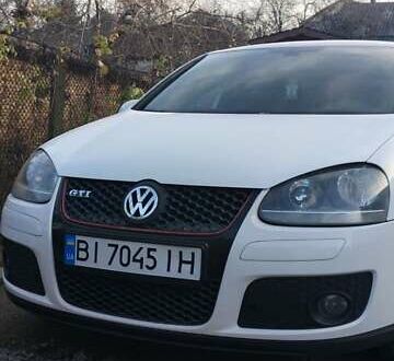 Білий Фольксваген Гольф ГТІ, об'ємом двигуна 1.98 л та пробігом 225 тис. км за 5900 $, фото 1 на Automoto.ua
