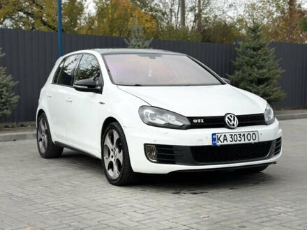 Фольксваген Гольф ГТИ 2010 в Кропивницком (Кировограде) на Automoto.ua Белый Фольксваген Гольф ГТИ, объемом двигателя 1.98 л и пробегом 213 тыс. км за 9700 $, фото 1 на Automoto.ua