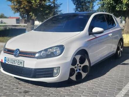 Фольксваген Гольф ГТІ 2011 у Вінниці на Automoto.ua Білий Фольксваген Гольф ГТІ, об'ємом двигуна 1.98 л та пробігом 236 тис. км за 8800 $, фото 1 на Automoto.ua