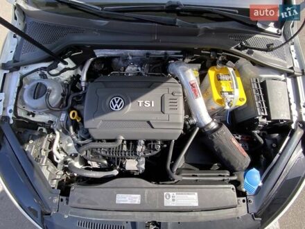 Белый Фольксваген Гольф ГТИ, объемом двигателя 1.98 л и пробегом 86 тыс. км за 15600 $, фото 1 на Automoto.ua