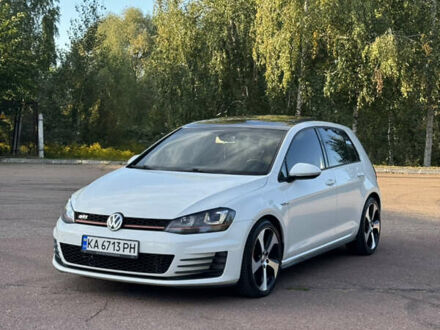 Белый Фольксваген Гольф ГТИ, объемом двигателя 2 л и пробегом 171 тыс. км за 13500 $, фото 1 на Automoto.ua